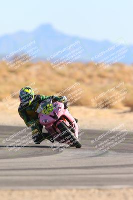 media/Jan-10-2025-CVMA Friday Practice (Fri) [[489e0da257]]/Group 4 and Trackday/Session 4 (Turn 16)/